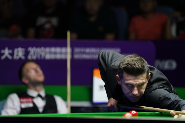 牢牢攥在手 牢牢攥在手